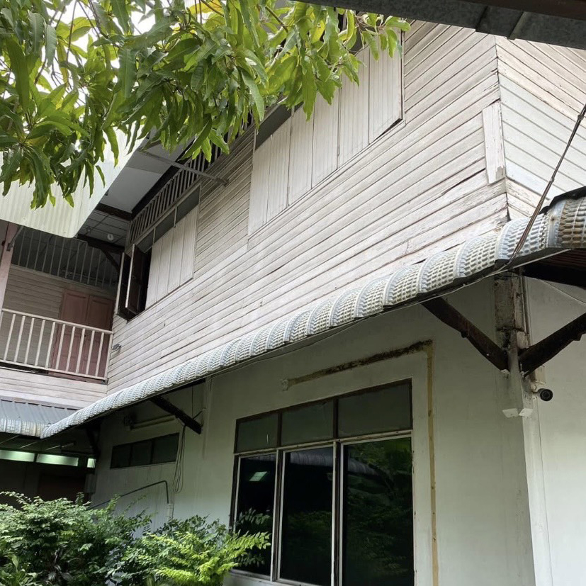 34 - https://ธนกฤช889ทุบตึกรื้อถอน.com | ธนกฤช 889 รับเหมาทุบตึก รื้อถอนอาคารครบวงจร เคลียร์พื้นที่รกร้าง และรับซื้อบ้านไม้เก่าให้ราคาสูง บริการด่วนทั่วกรุงเทพฯ และปริมณฑล ด้วยทีมงานมืออาชีพ พร้อมเข้าประเมินหน้างานฟรี ไม่มีค่าใช้จ่ายแฝง