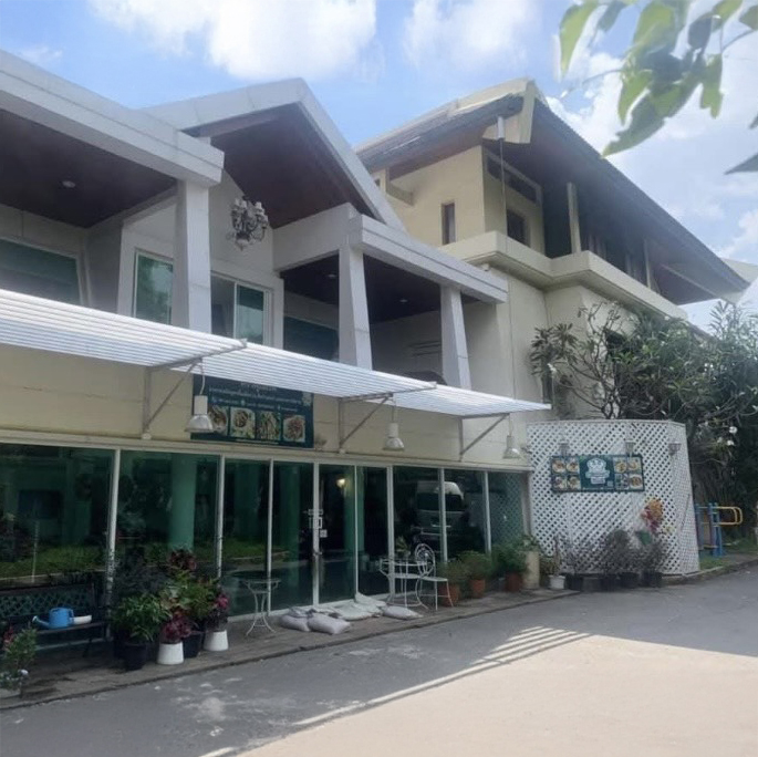 35 - https://ธนกฤช889ทุบตึกรื้อถอน.com | ธนกฤช 889 รับเหมาทุบตึก รื้อถอนอาคารครบวงจร เคลียร์พื้นที่รกร้าง และรับซื้อบ้านไม้เก่าให้ราคาสูง บริการด่วนทั่วกรุงเทพฯ และปริมณฑล ด้วยทีมงานมืออาชีพ พร้อมเข้าประเมินหน้างานฟรี ไม่มีค่าใช้จ่ายแฝง