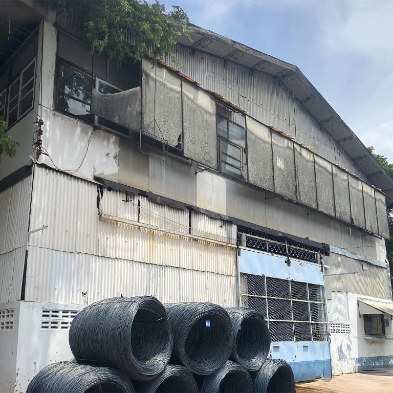 37 - https://ธนกฤช889ทุบตึกรื้อถอน.com | ธนกฤช 889 รับเหมาทุบตึก รื้อถอนอาคารครบวงจร เคลียร์พื้นที่รกร้าง และรับซื้อบ้านไม้เก่าให้ราคาสูง บริการด่วนทั่วกรุงเทพฯ และปริมณฑล ด้วยทีมงานมืออาชีพ พร้อมเข้าประเมินหน้างานฟรี ไม่มีค่าใช้จ่ายแฝง